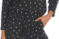 detail čierneho dámskeho pyžama s vreckami, vzorom, obrázkami Raisa 2571 Taro