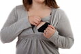 detail tehotenského trička s dlhým rukávom Anička Jožánek, na dojčenie