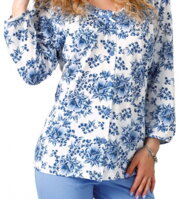 detail modrého dámskeho pyžama Gracja 1114 M-Max s kvetmi, 3/4 nohavicami