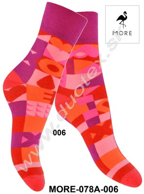 More dámske valentínske ponožky so vzorom 078A-006